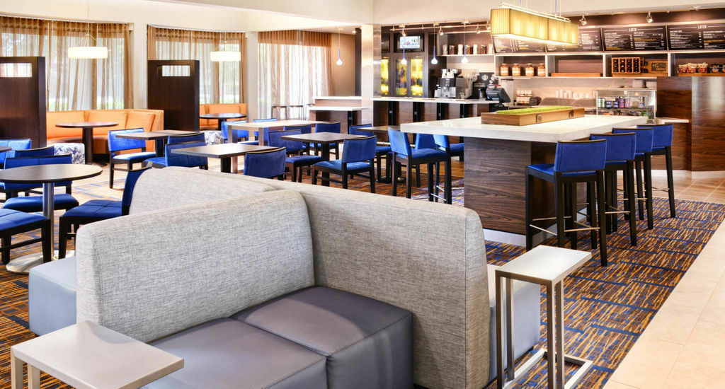 Courtyard By Marriott Dallas Richardson At Spring Valley Экстерьер фото